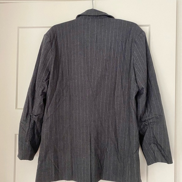 NWT pinstripe gray blazer - Picture 4 of 7